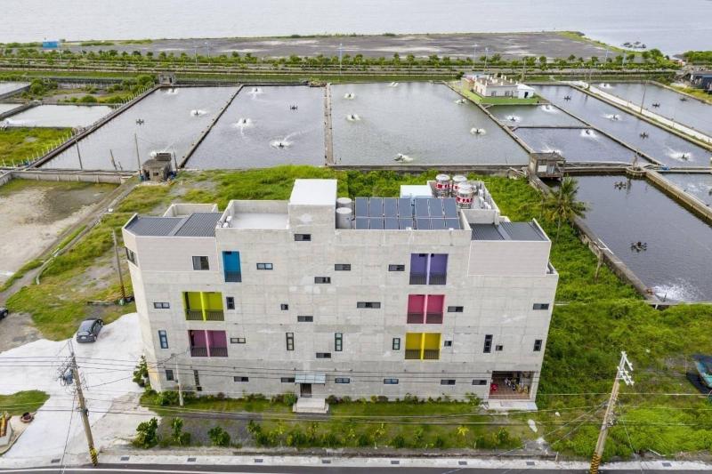 Isvara Hotel image