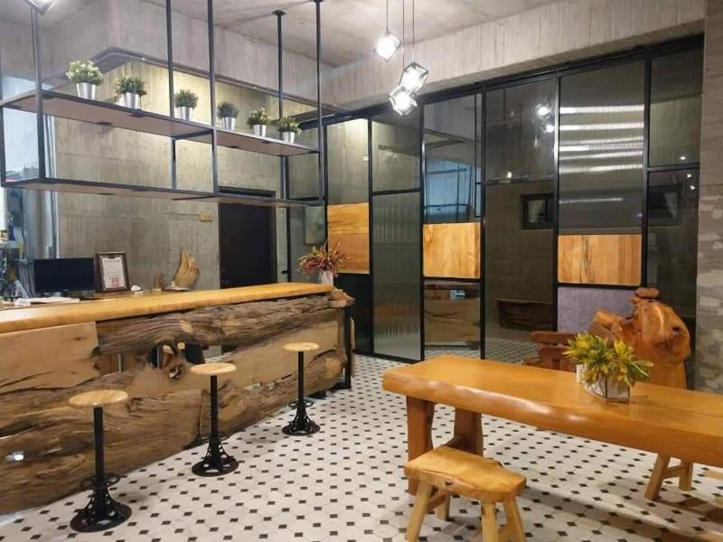Isvara Hotel image