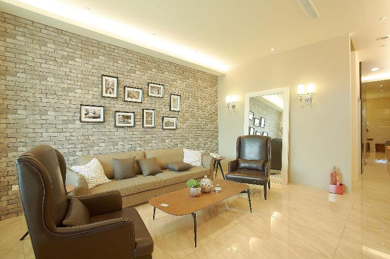 Top Bay B 'N B image