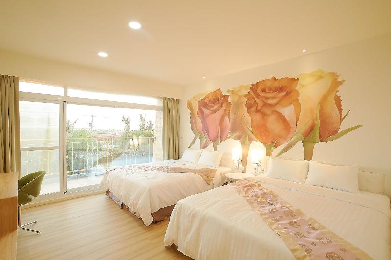 Top Bay B 'N B image