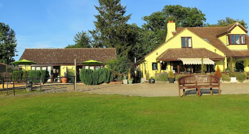 Gosfield Lake Resort image