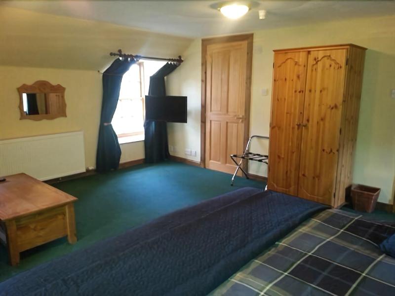 Lodge At Lochside image