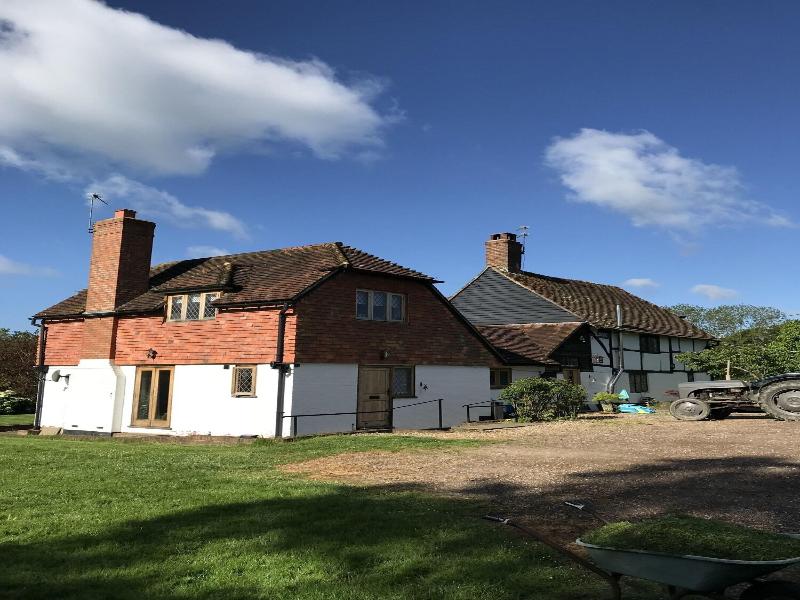Bed And Breakfast Dunsfold image