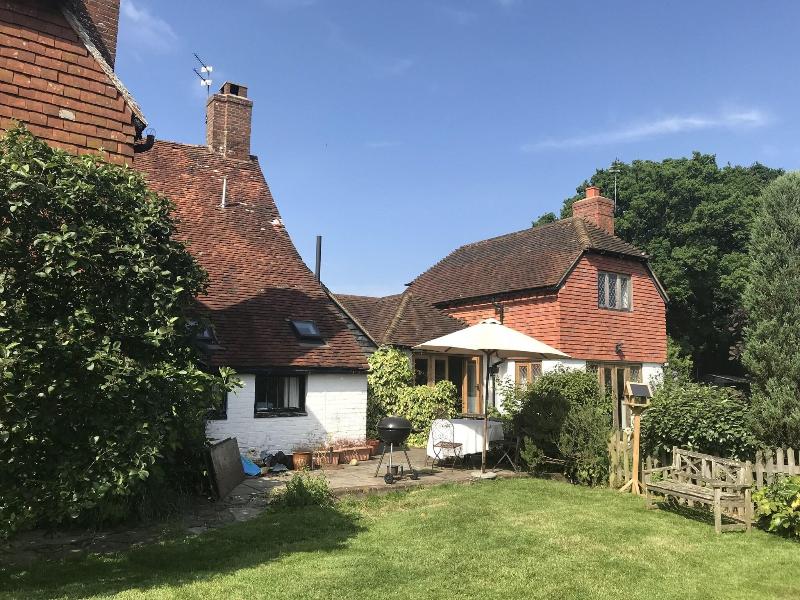 Bed And Breakfast Dunsfold image