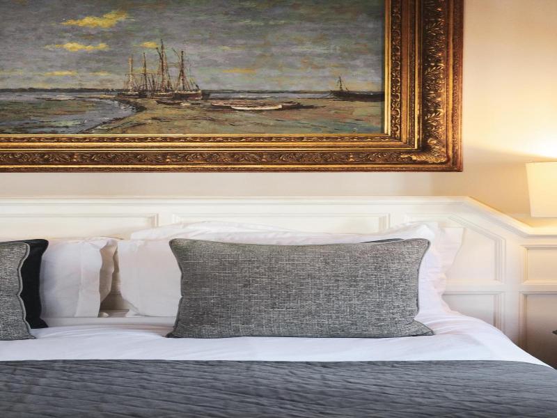 Jd Young Hotel image