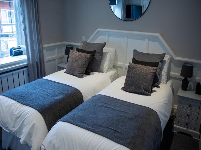 Jd Young Hotel image