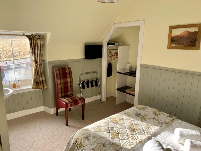Aultguish Inn image