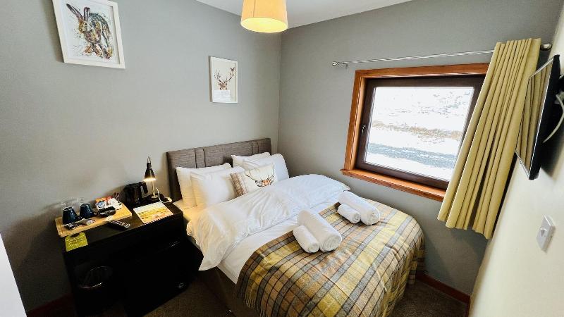 Aultguish Inn image