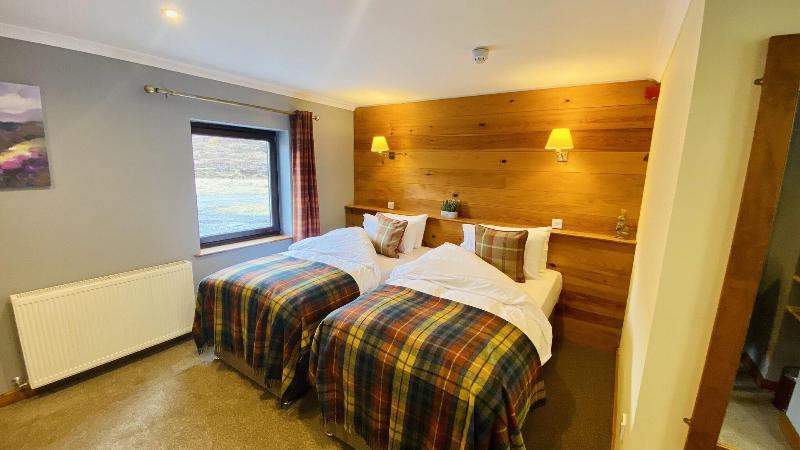 Aultguish Inn image