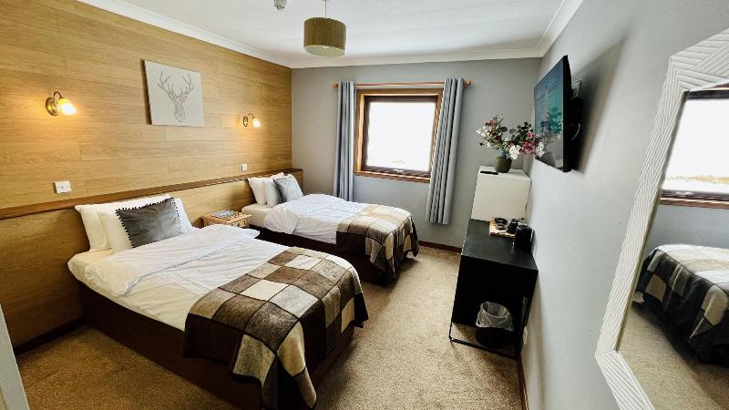 Aultguish Inn image