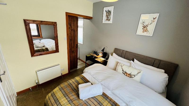 Aultguish Inn image