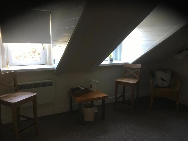 Corrie Hotel image