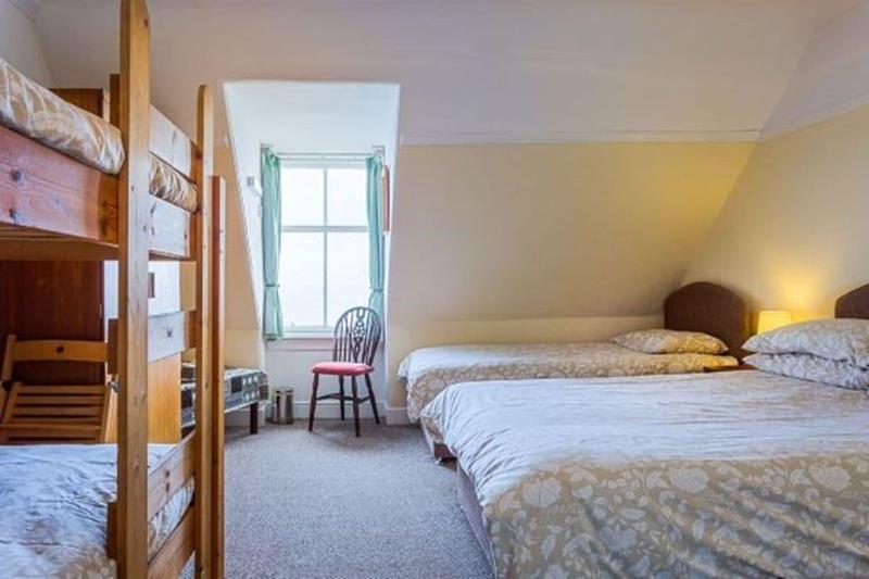 Corrie Hotel image