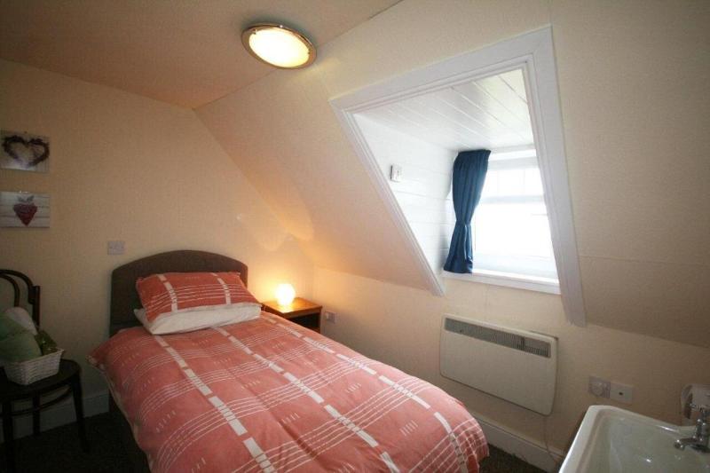 Corrie Hotel image