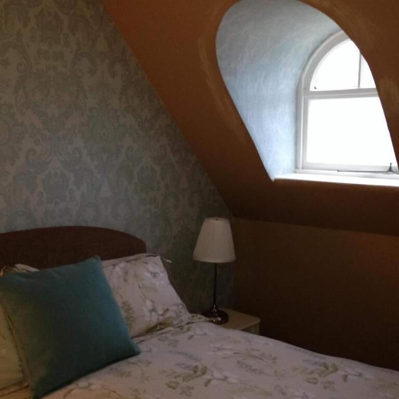 Corrie Hotel image