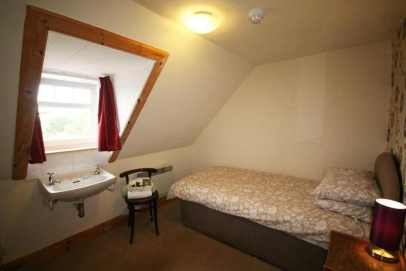 Corrie Hotel image