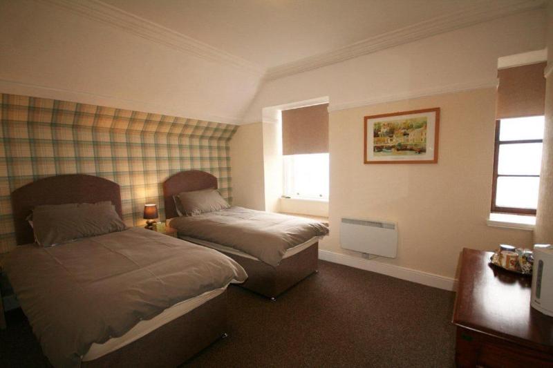 Corrie Hotel image