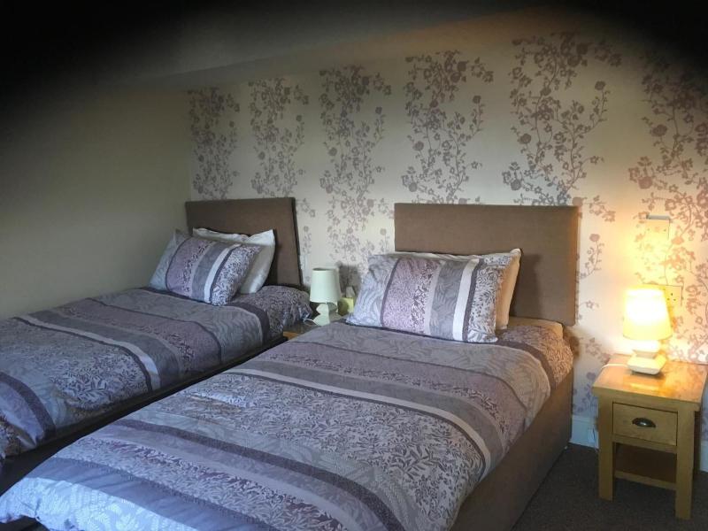Corrie Hotel image