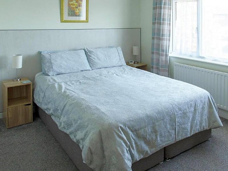 Leeward House image
