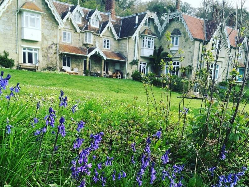 Lisle Combe image