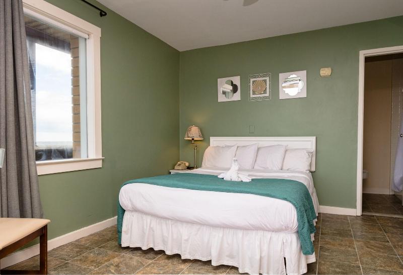 Charlroy Motel image