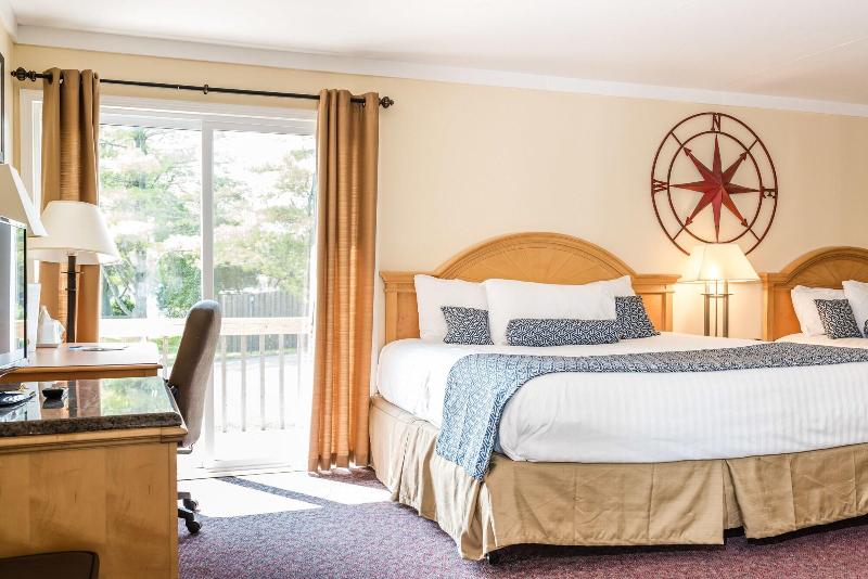 Capt.'s Inn & Suites image