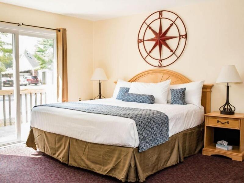 Capt.'s Inn & Suites image