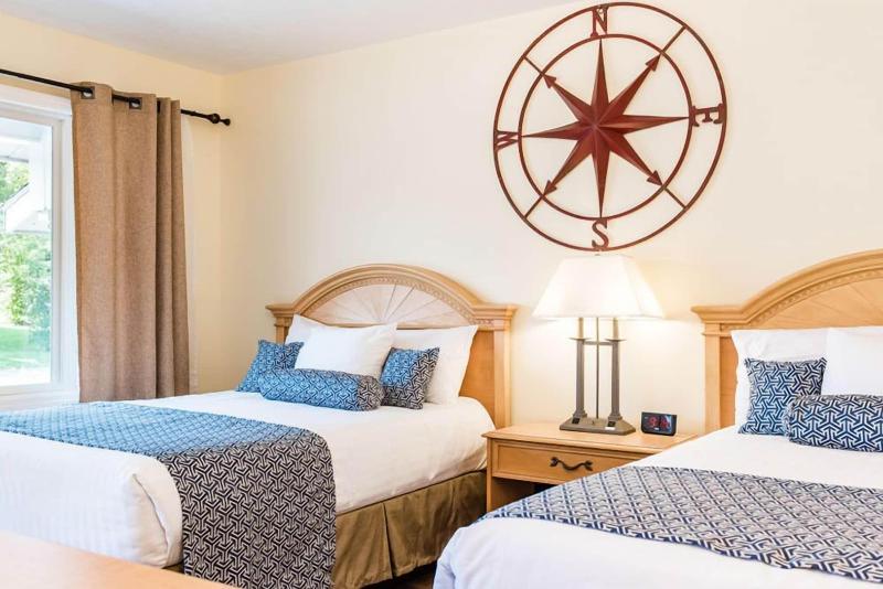 Capt.'s Inn & Suites image