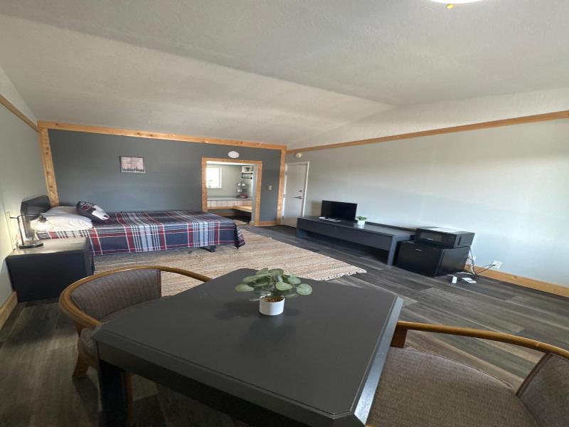 Tecumseh Inn Motel