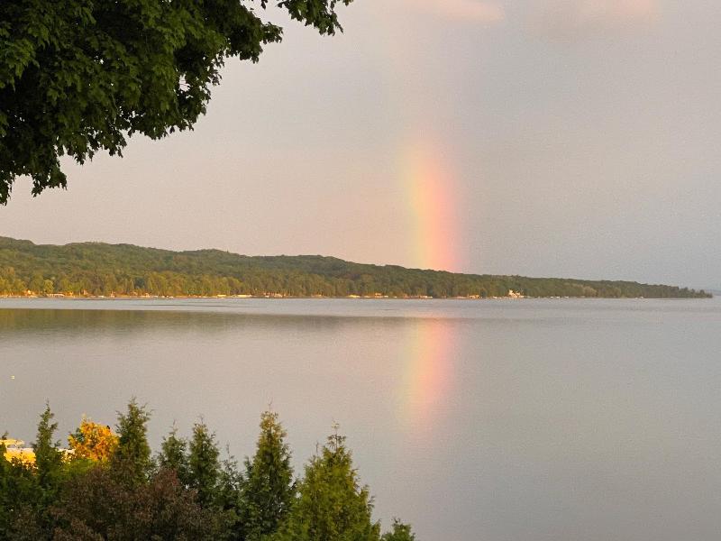 Torch Lake Bed & Breakfast image 8