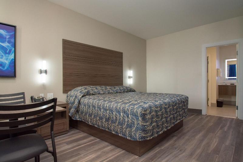 Palace Inn image