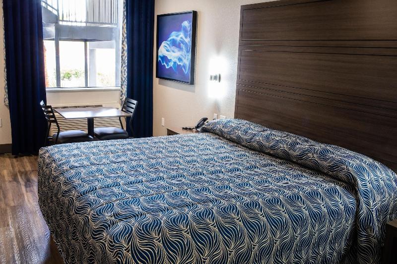 Palace Inn image