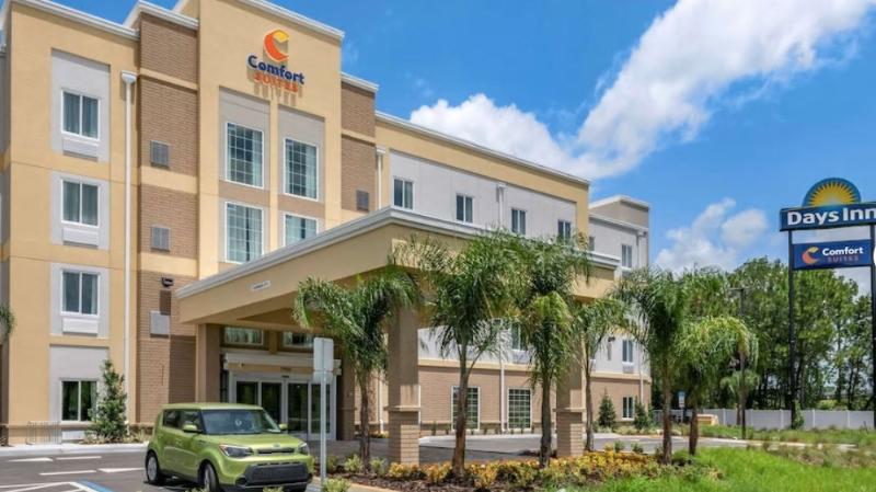 Hotel Comfort Suites Daytona Beach-Speedway