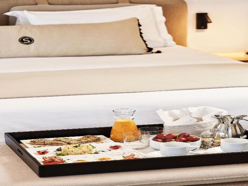 SantAnna Luxury Suites image