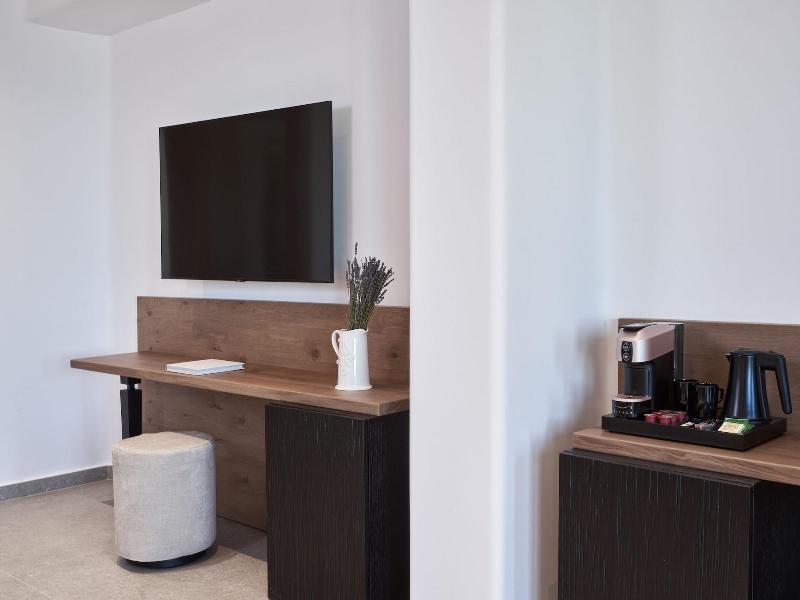 SantAnna Luxury Suites image