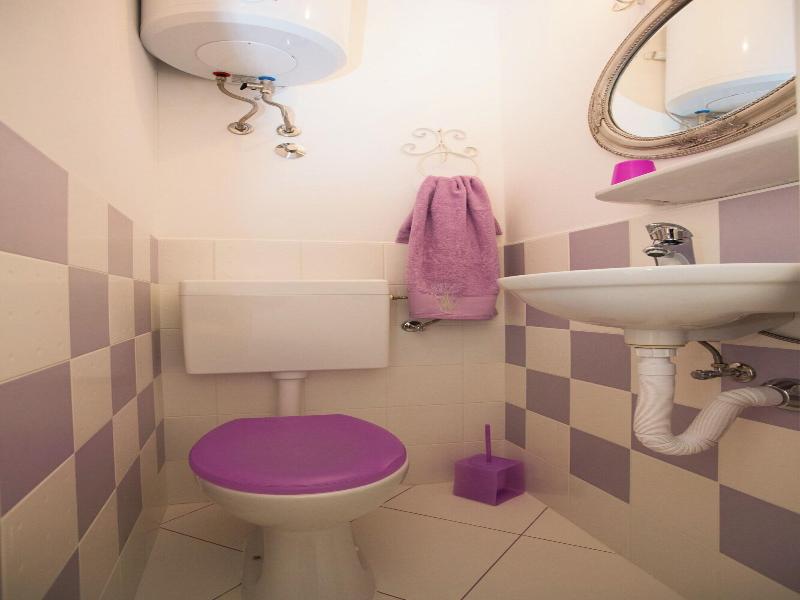 Guest House Gugily image