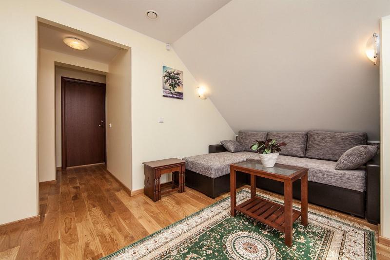 Embrace Guestrooms & Apartments image