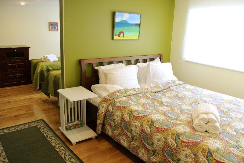 Embrace Guestrooms & Apartments image