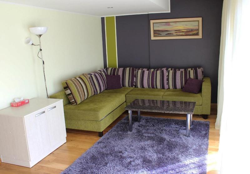 Embrace Guestrooms & Apartments image