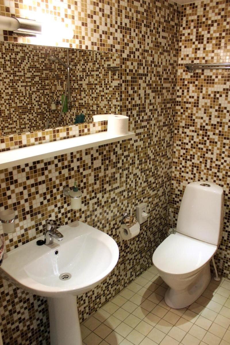 Embrace Guestrooms & Apartments image