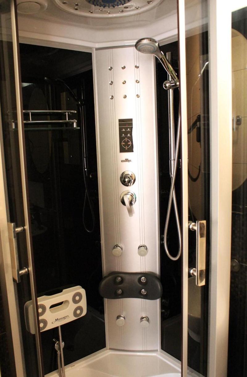 Embrace Guestrooms & Apartments image