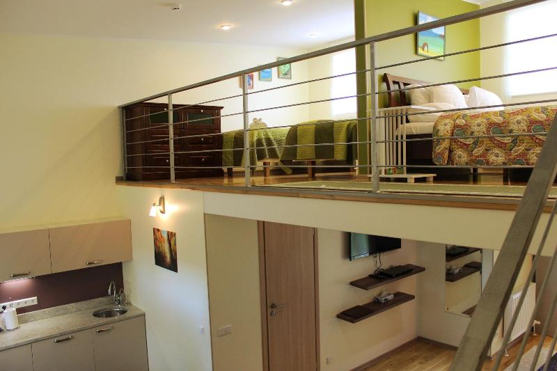 Embrace Guestrooms & Apartments image