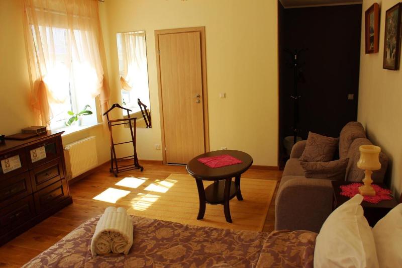 Embrace Guestrooms & Apartments image