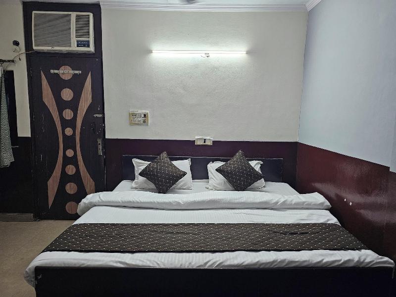 Sri Sai Inn image