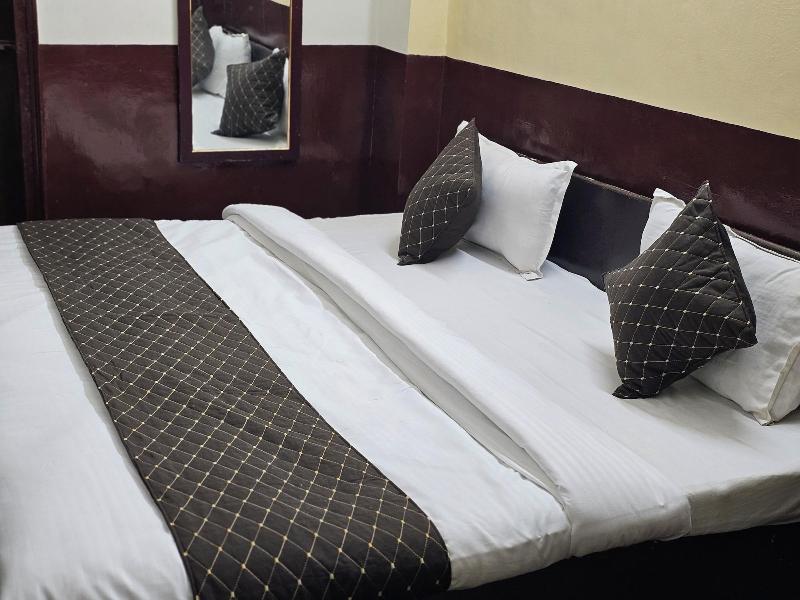Sri Sai Inn image