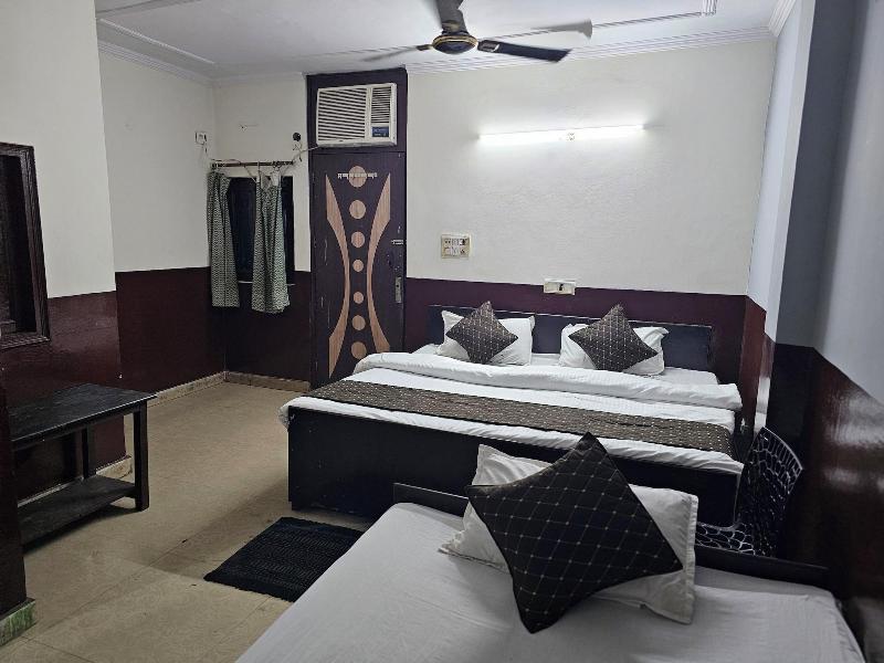 Sri Sai Inn image