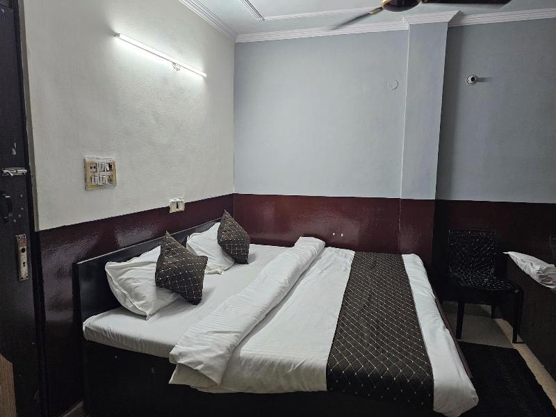 Sri Sai Inn image