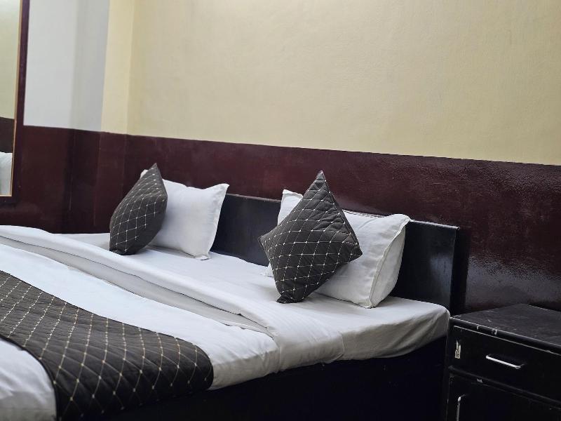 Sri Sai Inn image