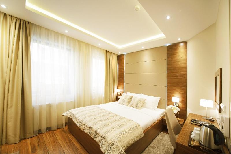 NV Luxury Suites & Spa image