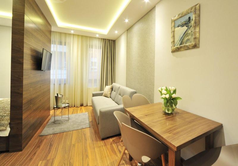 NV Luxury Suites & Spa image